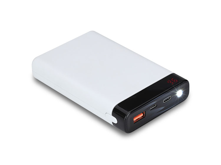 Type C port and QC2.0 power bank